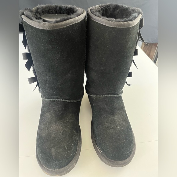 Koolaburra triple bow boots - Picture 4 of 10